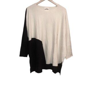 Dubgee by Whoopi 2 Tone Cream Black Knit Top Womens Sweater Rayon Fall Winter